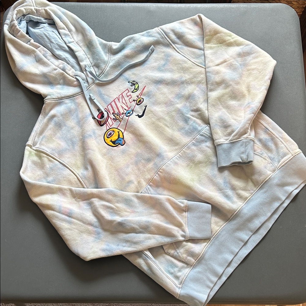 Nike Pastel Graphic Hoodie
